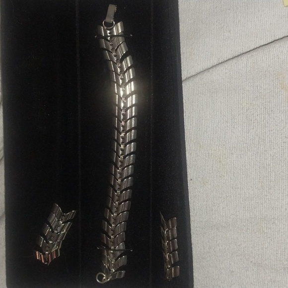 Estate Sale Vintage Silver - Picture 3 of 9